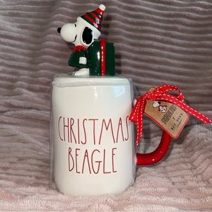 Rae Dunn x Snoopy ‘Christmas Beagle’ Mug W/Topper